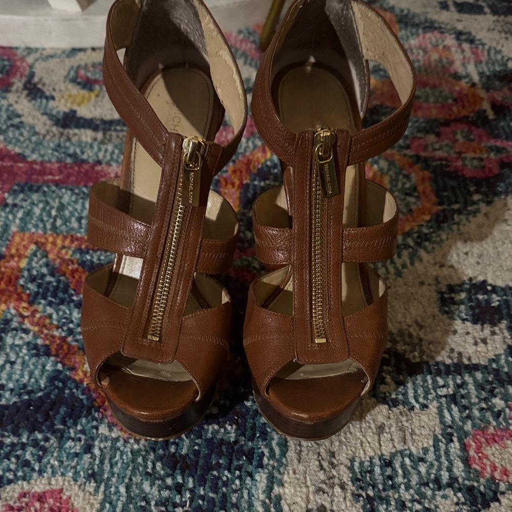 Michael Kors Tan Leather Heels with Gold Zipper